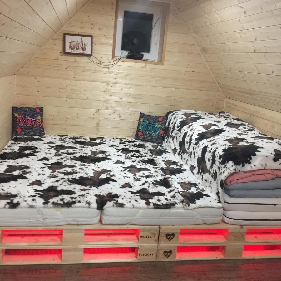 Pod Lesem Villa Cenkovice Bagian luar foto